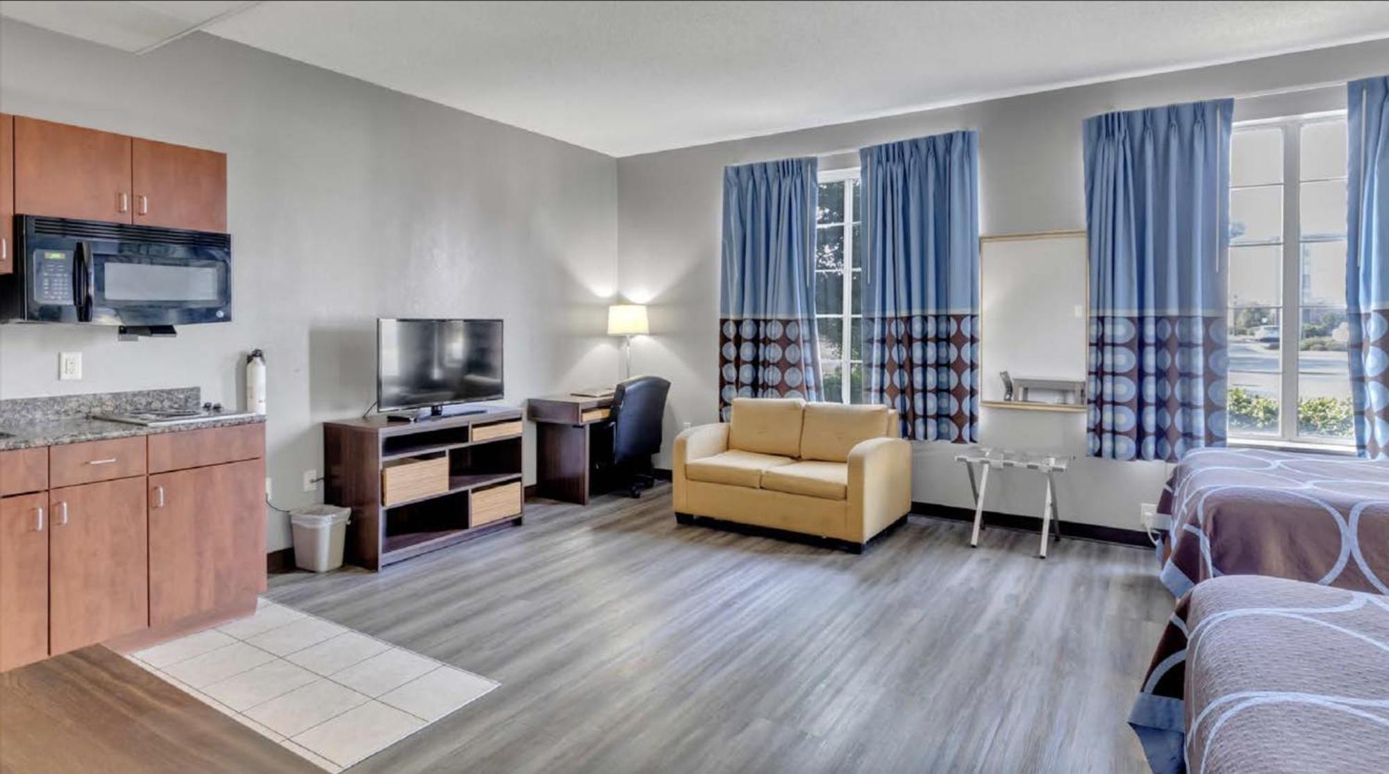 Super 8 By Wyndham Smithfield-Selma Hotel Ngoại thất bức ảnh